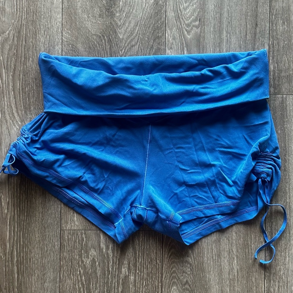 Offline by Aerie Blue Fold-Over Waist yoga shorts